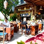 Sevin Hotel 2*